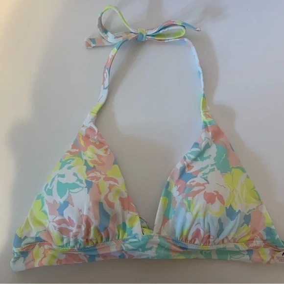 NWT. VICTORIA’S SECRET Push Up Swim Top - Picture 2 of 3